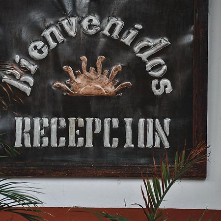 Hotel & Suites Villa Del Sol Morelia Bagian luar foto