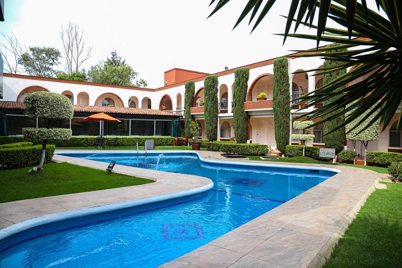Hotel & Suites Villa Del Sol Morelia Bagian luar foto