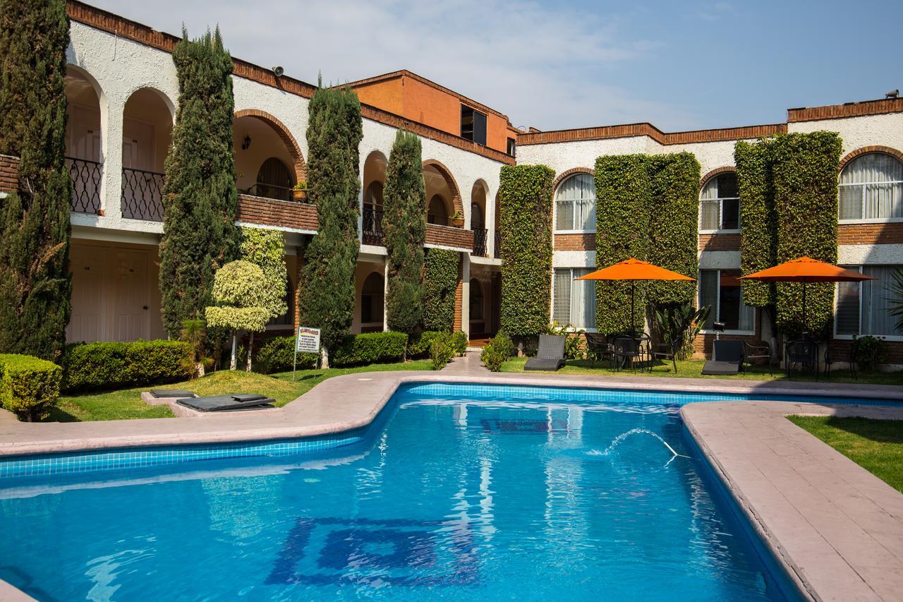 Hotel & Suites Villa Del Sol Morelia Bagian luar foto