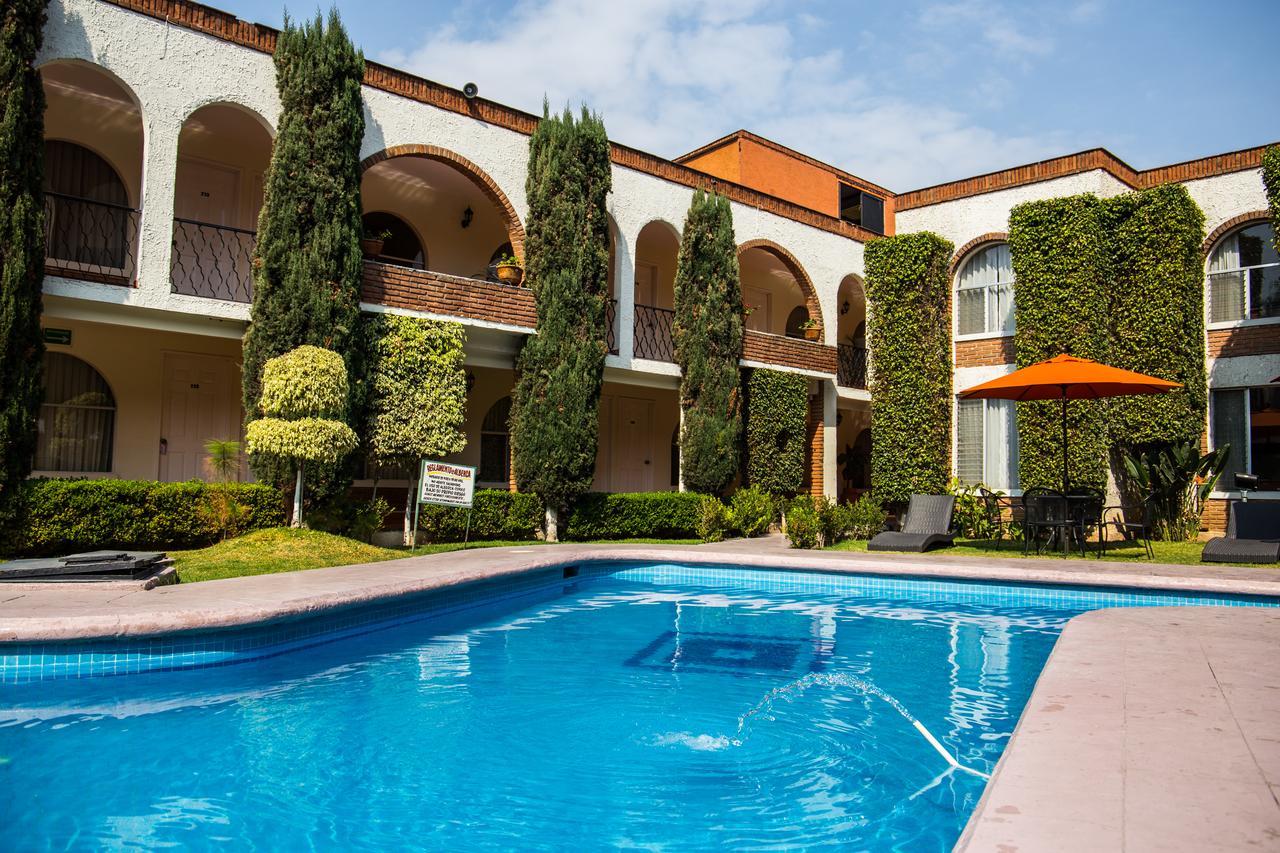 Hotel & Suites Villa Del Sol Morelia Bagian luar foto